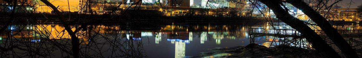 https://easyads.biz/wp-content/uploads/2022/02/Albany-by-night.jpg