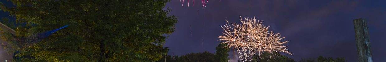 https://easyads.biz/wp-content/uploads/2022/02/Fireworks-over-Utica.jpg