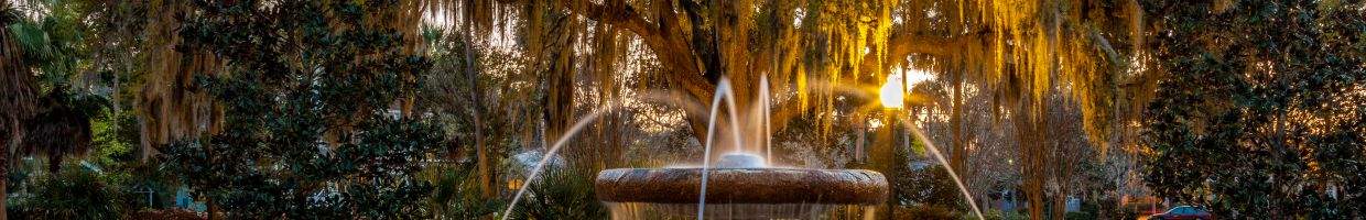 https://easyads.biz/wp-content/uploads/2022/02/Fountain-from-Thomas-Center-in-Gainesville-Florida.jpg