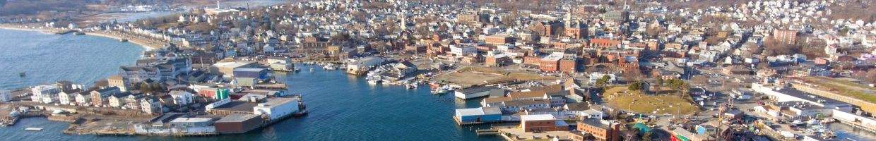 https://easyads.biz/wp-content/uploads/2022/02/Gloucester-City-and-Gloucester-Harbor-Cape-Ann-Massachusetts.jpg