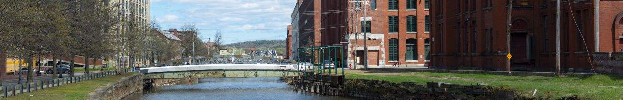 https://easyads.biz/wp-content/uploads/2022/02/Historic-Pacific-Mills-by-the-Merrimack-River-Canal-in-downtown-Lawrence.jpg