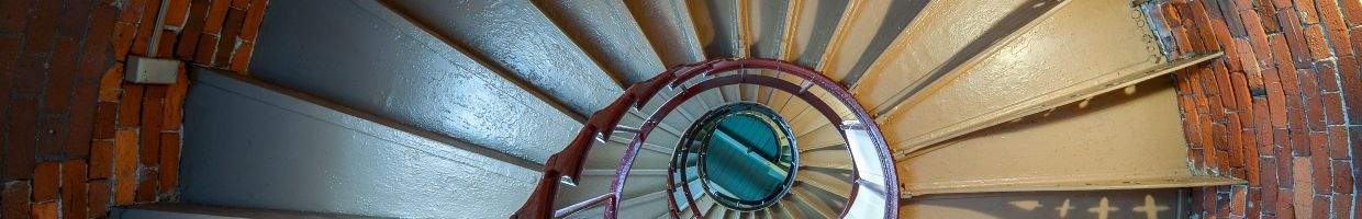 https://easyads.biz/wp-content/uploads/2022/02/Spiral-Stairs-there.jpg