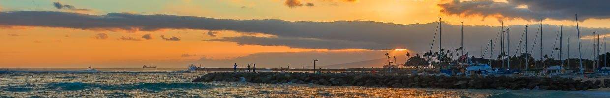 https://easyads.biz/wp-content/uploads/2022/02/Storm-clouds-in-Oahu-Hawaii.jpg