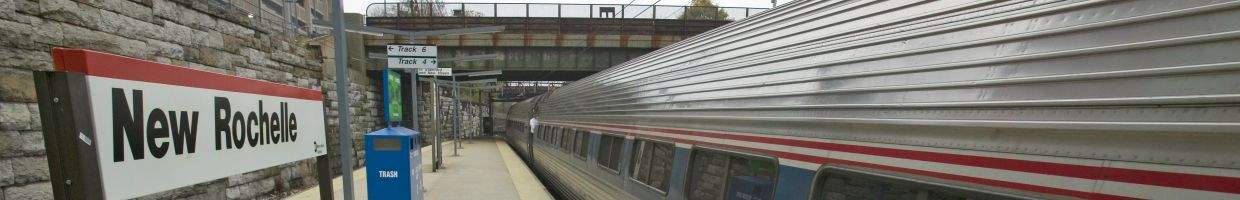 https://easyads.biz/wp-content/uploads/2022/02/Train-departs-from-New-Rochelle-New-York.jpg