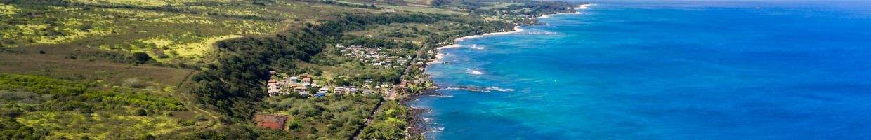 https://easyads.biz/wp-content/uploads/2022/02/Waimea-bay-and-the-north-shore-of-Oahu-Hawaii-near-Haleiwa.jpg