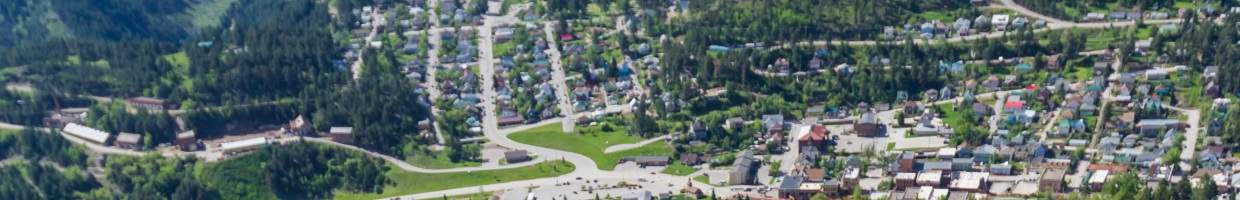 https://easyads.biz/wp-content/uploads/2022/03/Aerial-View-of-Lead-South-Dakota.jpg