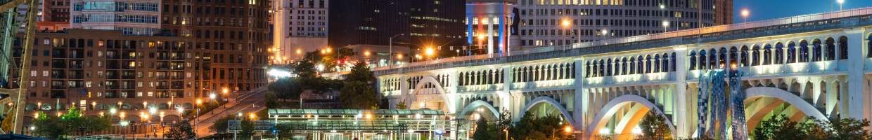 https://easyads.biz/wp-content/uploads/2022/03/Bright-Lights-and-Iconic-Bridge-in-Cleveland-Ohio.jpg