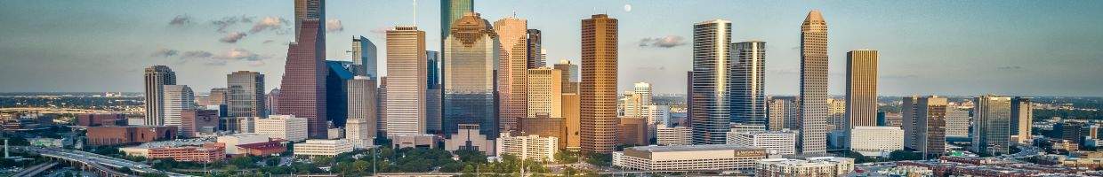 https://easyads.biz/wp-content/uploads/2022/03/Houston-Texas-Skyline.jpg