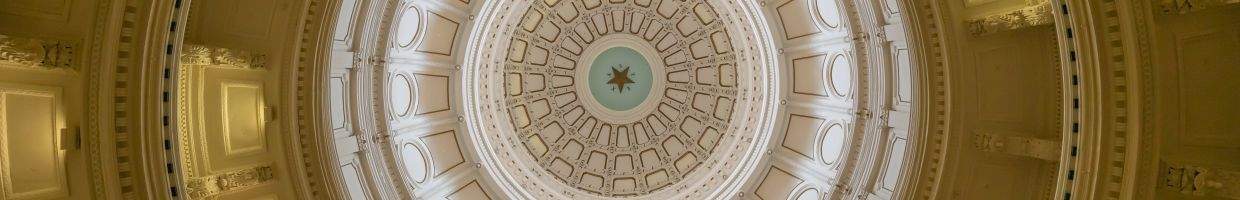 https://easyads.biz/wp-content/uploads/2022/03/Inside-the-Austin-Texas-capitol-building.jpg