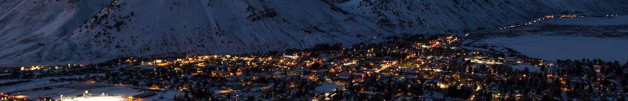 https://easyads.biz/wp-content/uploads/2022/03/Jackson-Hole-Town.jpg