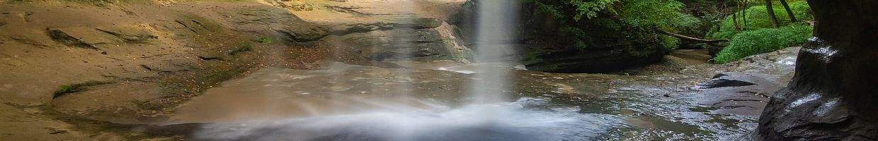 https://easyads.biz/wp-content/uploads/2022/03/LaSalle-Canyon-waterfall-near-LaSalle-IL.jpg