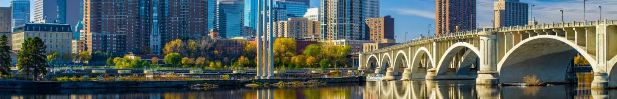 https://easyads.biz/wp-content/uploads/2022/03/Minneapolis-skyline-and-3rd-avenue-bridge.jpg