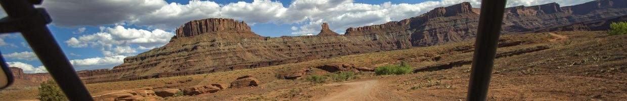 https://easyads.biz/wp-content/uploads/2022/03/Moab-Utah-and-a-wonderland-of-trails.jpg