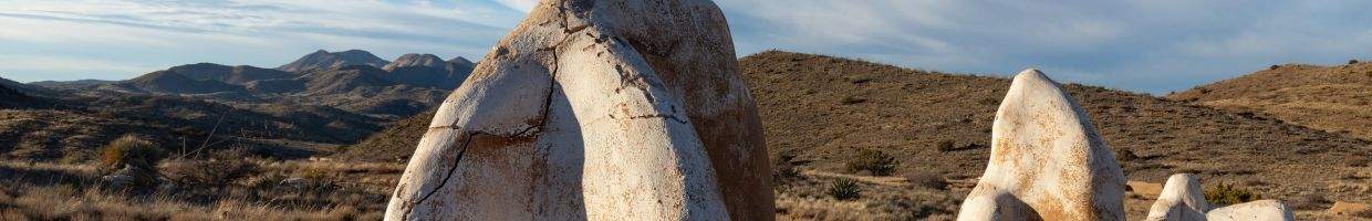 https://easyads.biz/wp-content/uploads/2022/03/Old-Ruins-at-Fort-Bowie-National-Historic-Site-in-Arizona.jpg