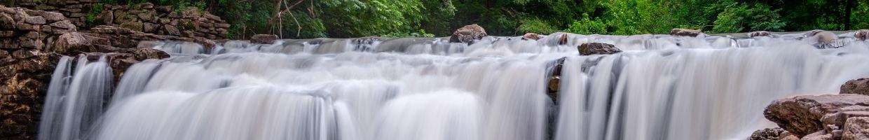 https://easyads.biz/wp-content/uploads/2022/03/Prairie-Creek-Waterfall-near-Plano-Texas.jpg