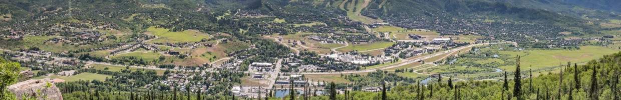 https://easyads.biz/wp-content/uploads/2022/03/Steamboat-Springs-Colorado-Panorama.jpg