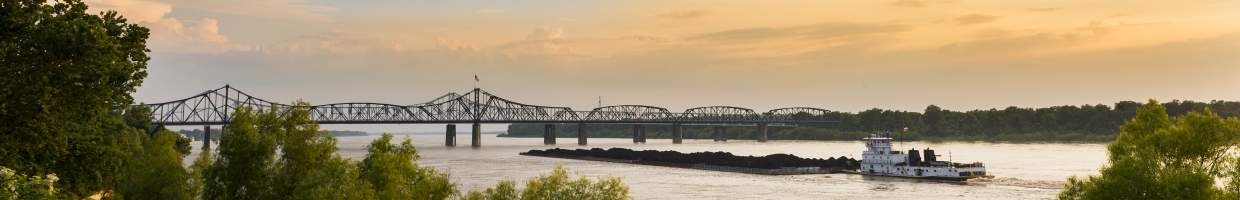 https://easyads.biz/wp-content/uploads/2022/03/The-Vicksburg-Bridge-in-Vicksburg-Mississippi.jpg