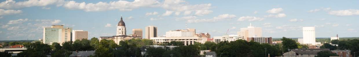 https://easyads.biz/wp-content/uploads/2022/03/Topeka-Kansas-Downtown-City-Skyline.jpg