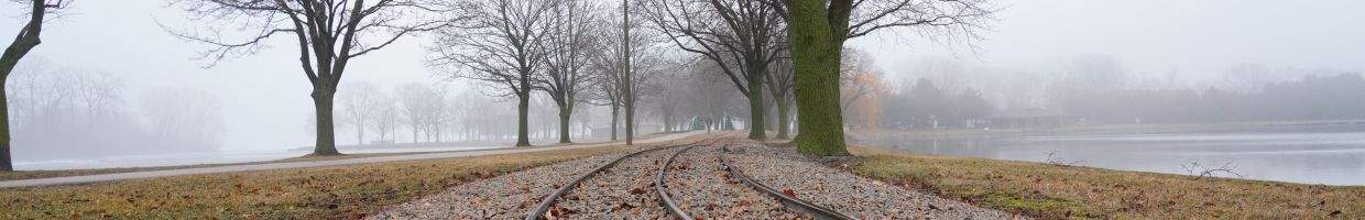 https://easyads.biz/wp-content/uploads/2022/03/Train-tracks-in-Oshkosh-Wisconsin.jpg