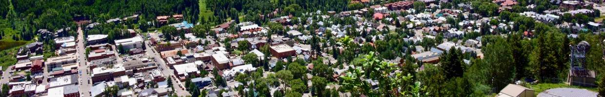 https://easyads.biz/wp-content/uploads/2022/03/View-of-Telluride-Colorado.jpg