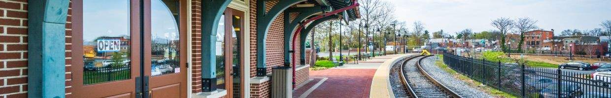 https://easyads.biz/wp-content/uploads/2022/06/The-train-station-in-Frederick.jpg